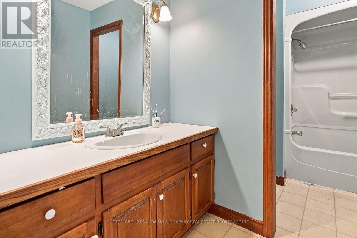2174 Parkhill Drive Property Photo 35