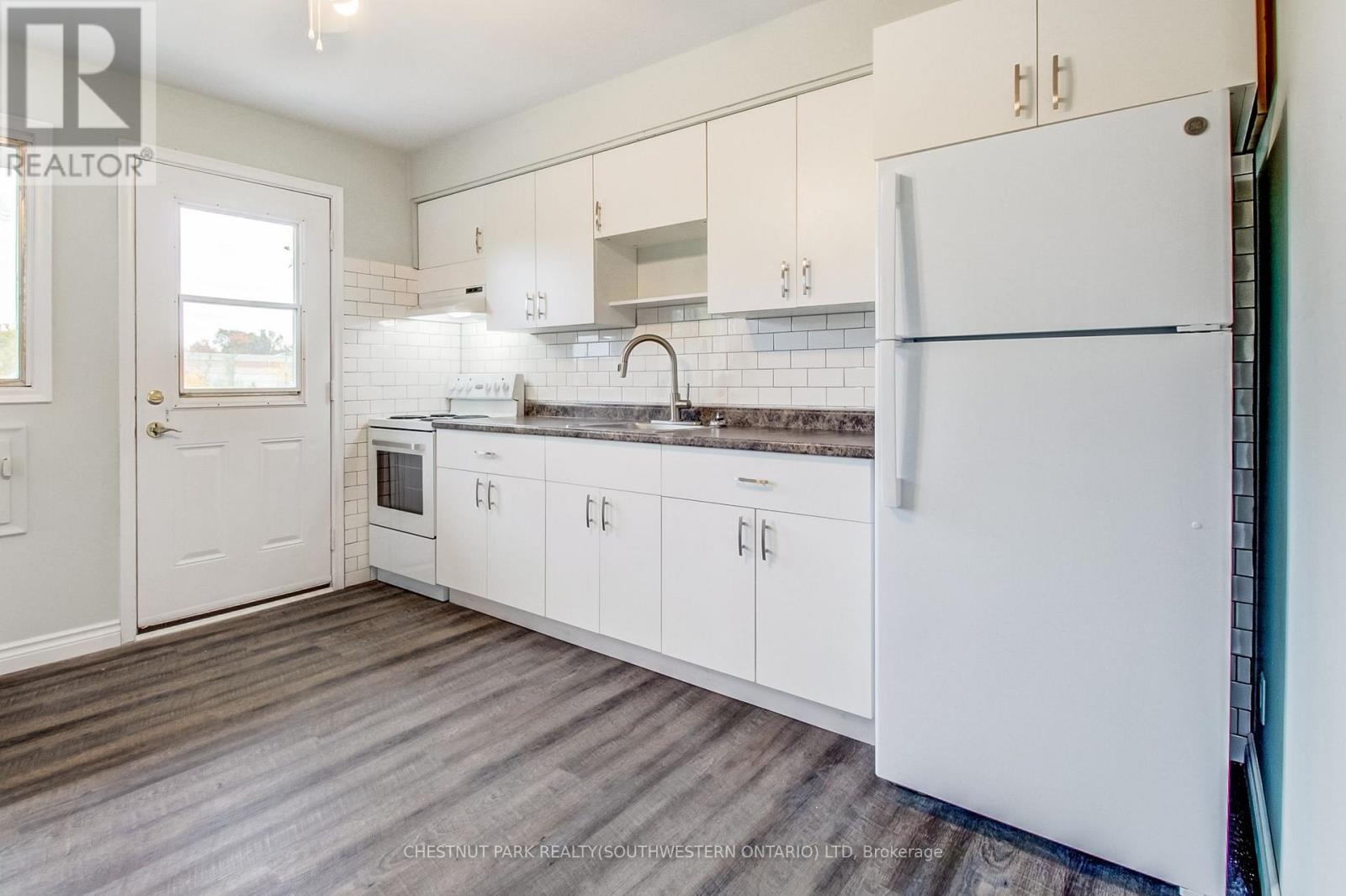 105 Dixon Street Property Photo 25