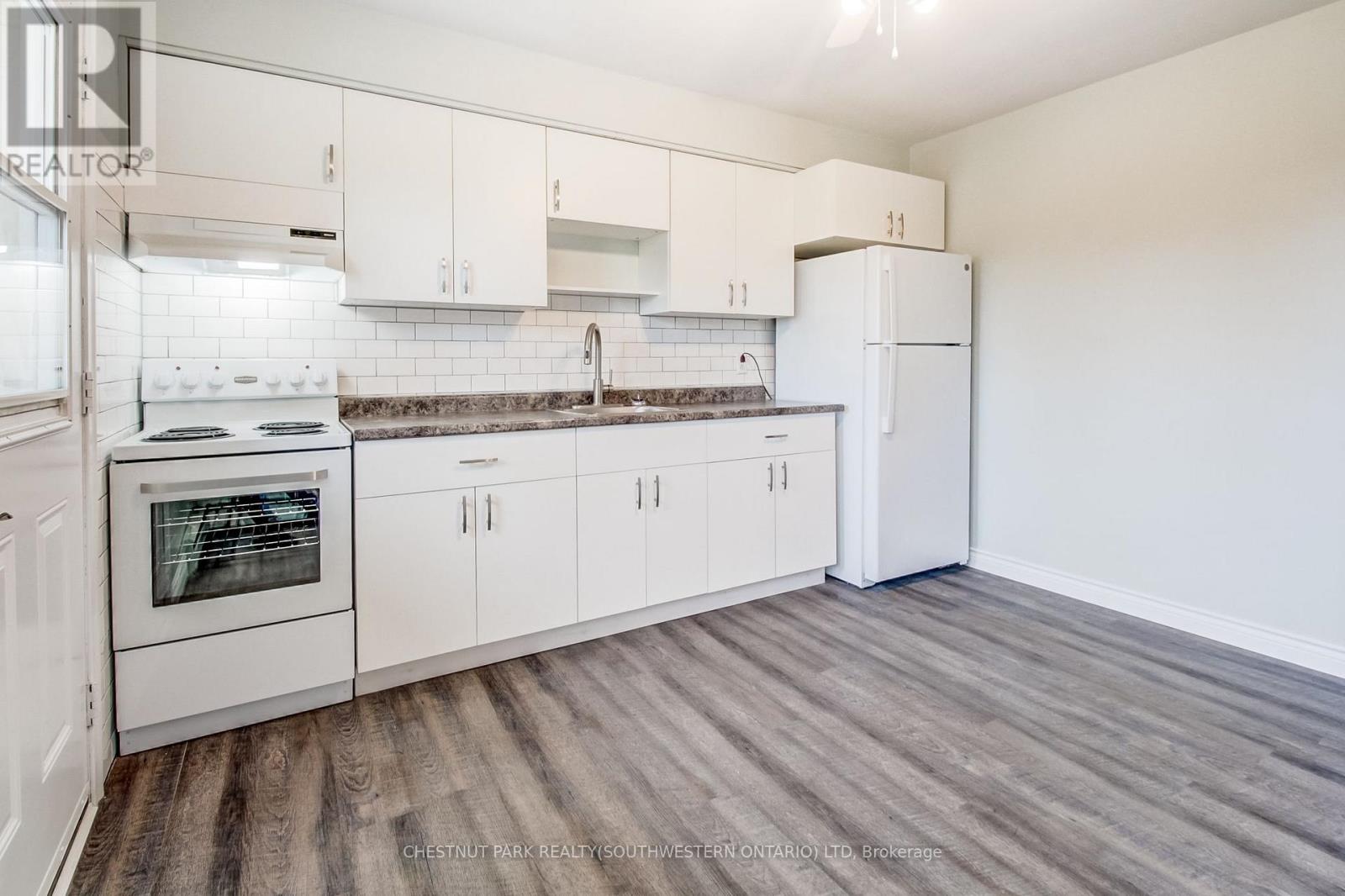 105 Dixon Street Property Photo 26