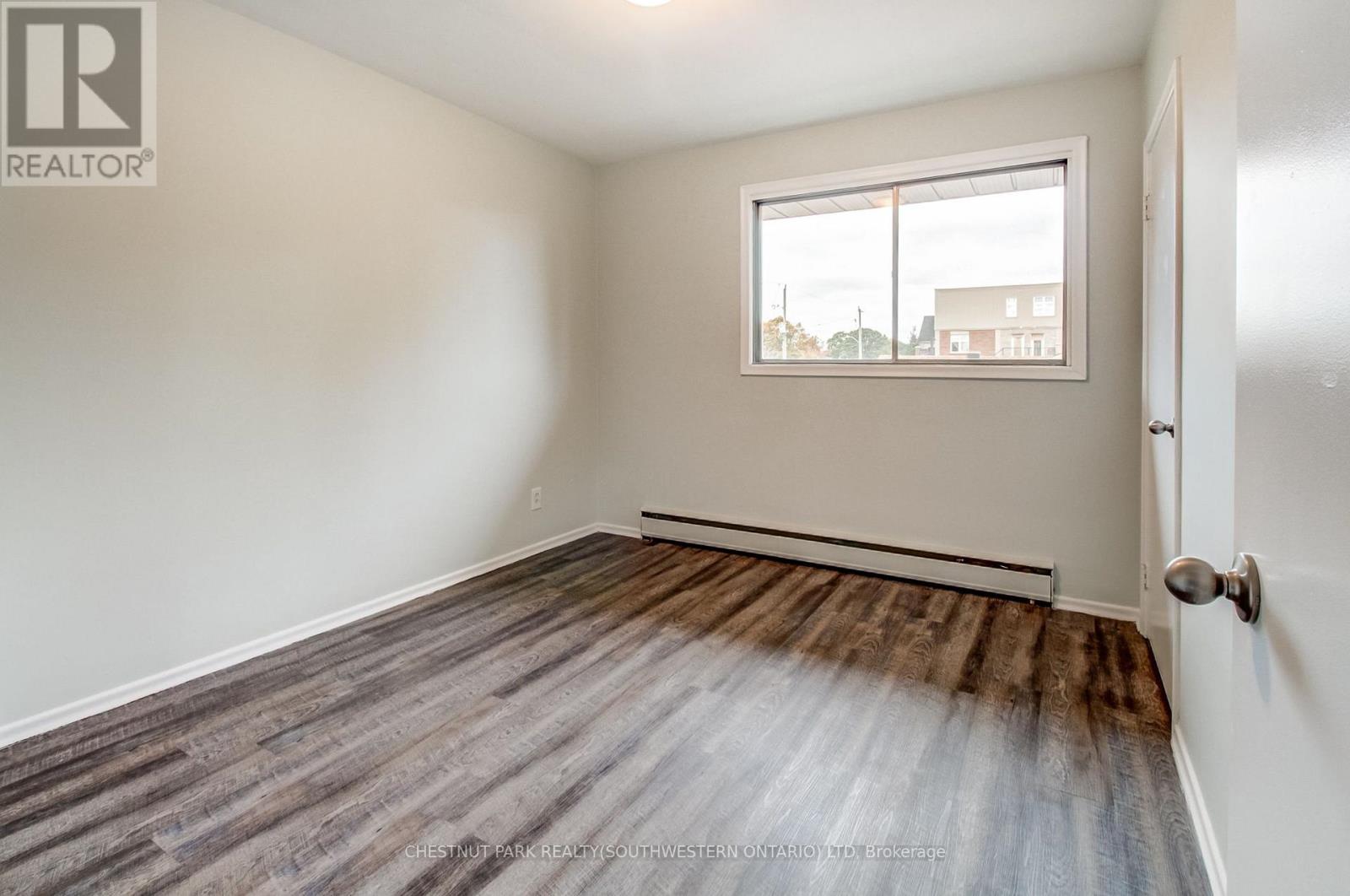 105 Dixon Street Property Photo 30
