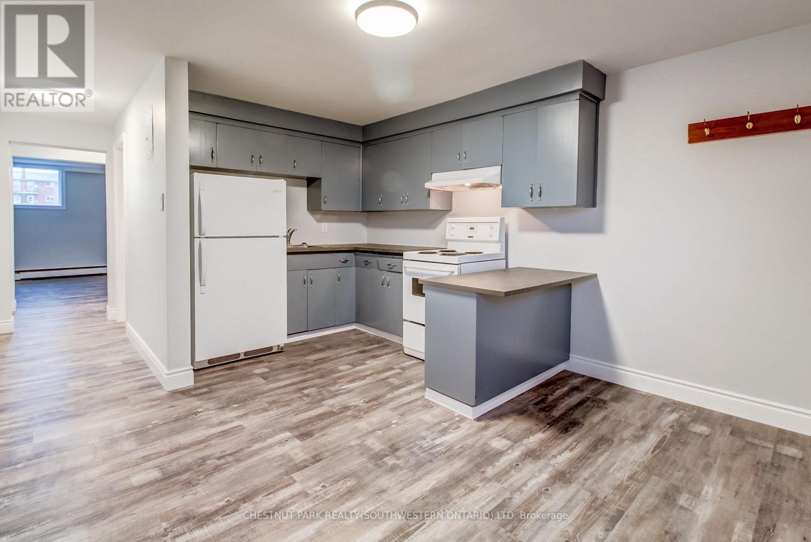 105 Dixon Street Property Photo 33
