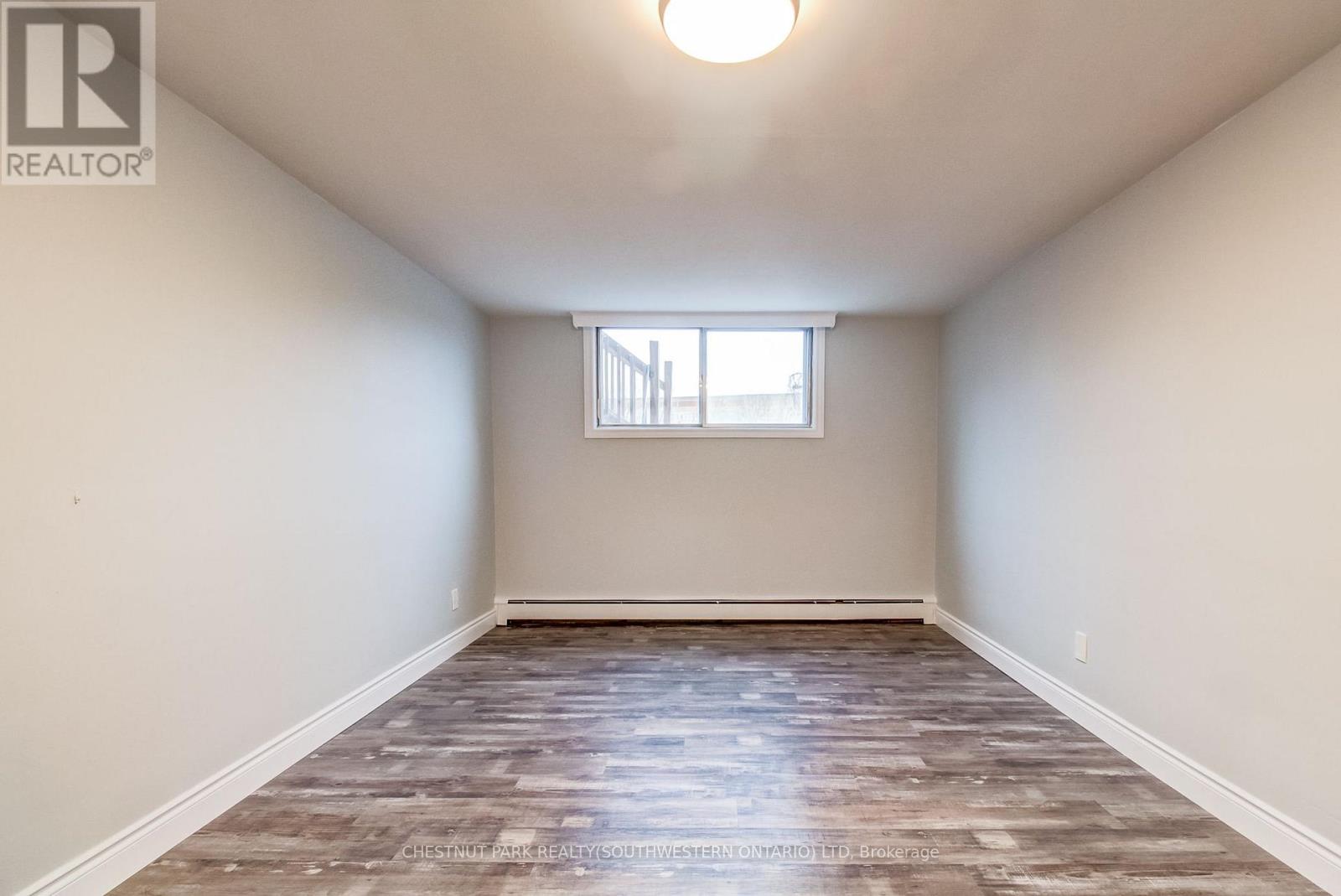 105 Dixon Street Property Photo 36