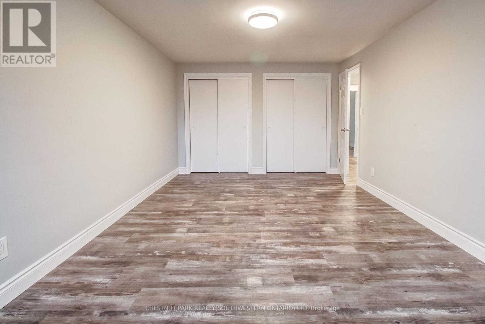 105 Dixon Street Property Photo 37