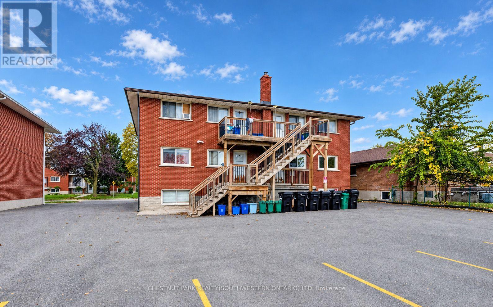 105 Dixon Street Property Photo 45