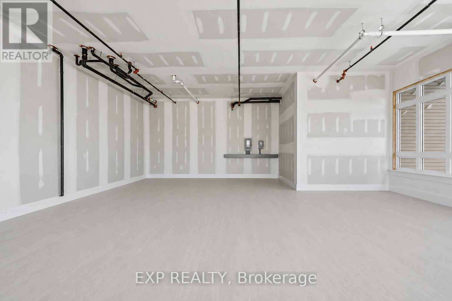 Unit 111 Tawadina Road Property Photo 5
