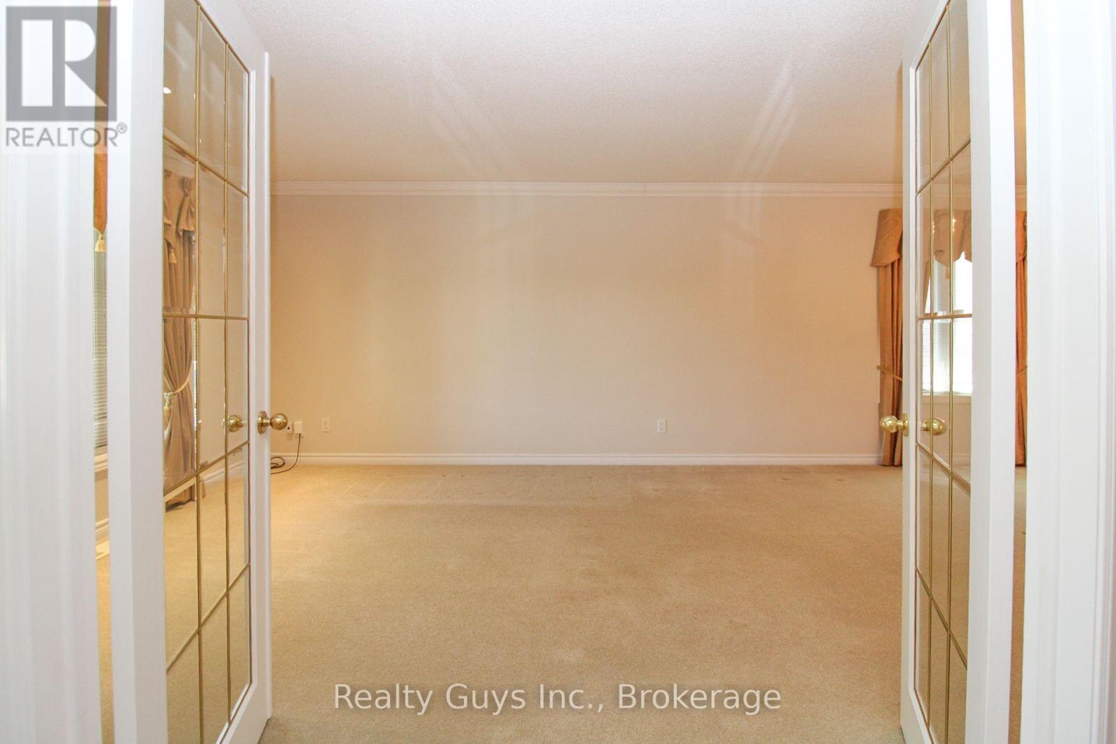 1682 Keppler Crescent Property Photo 11