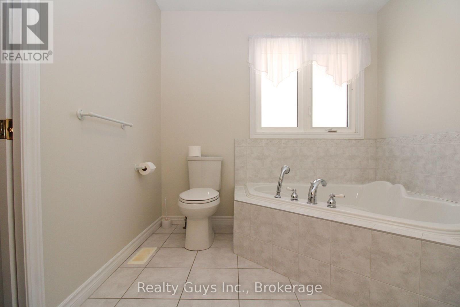 1682 Keppler Crescent Property Photo 26