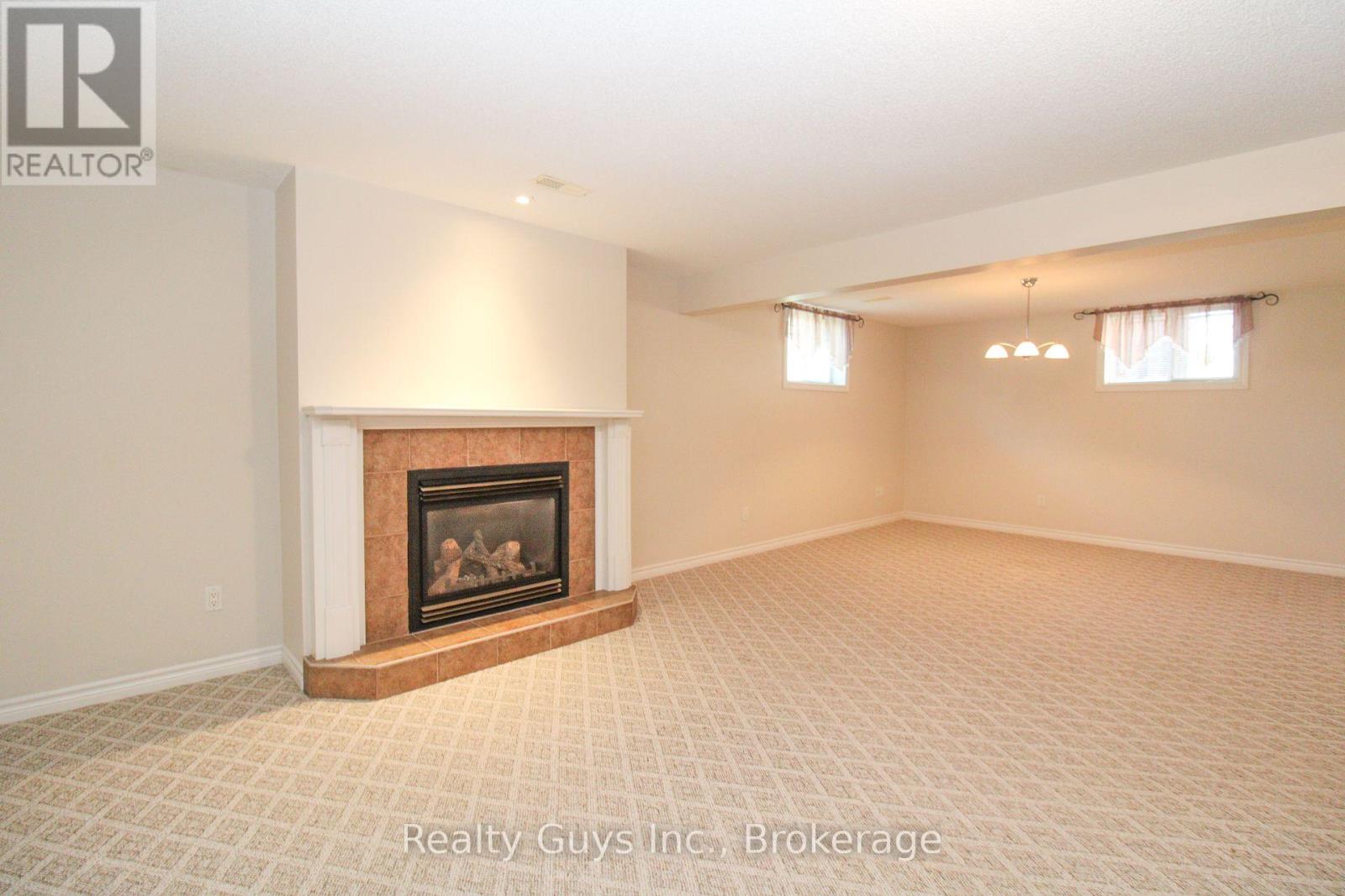 1682 Keppler Crescent Property Photo 34
