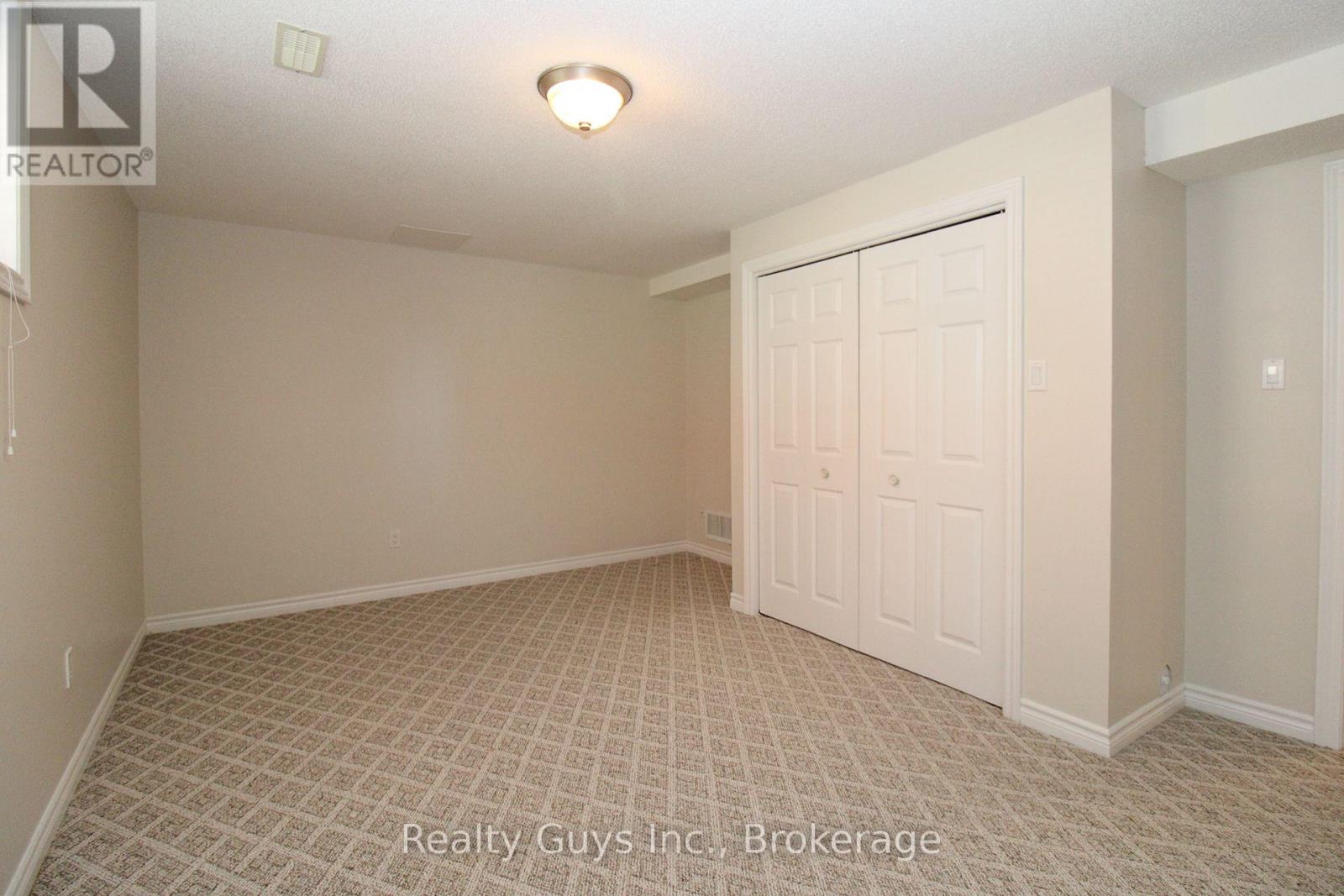 1682 Keppler Crescent Property Photo 38