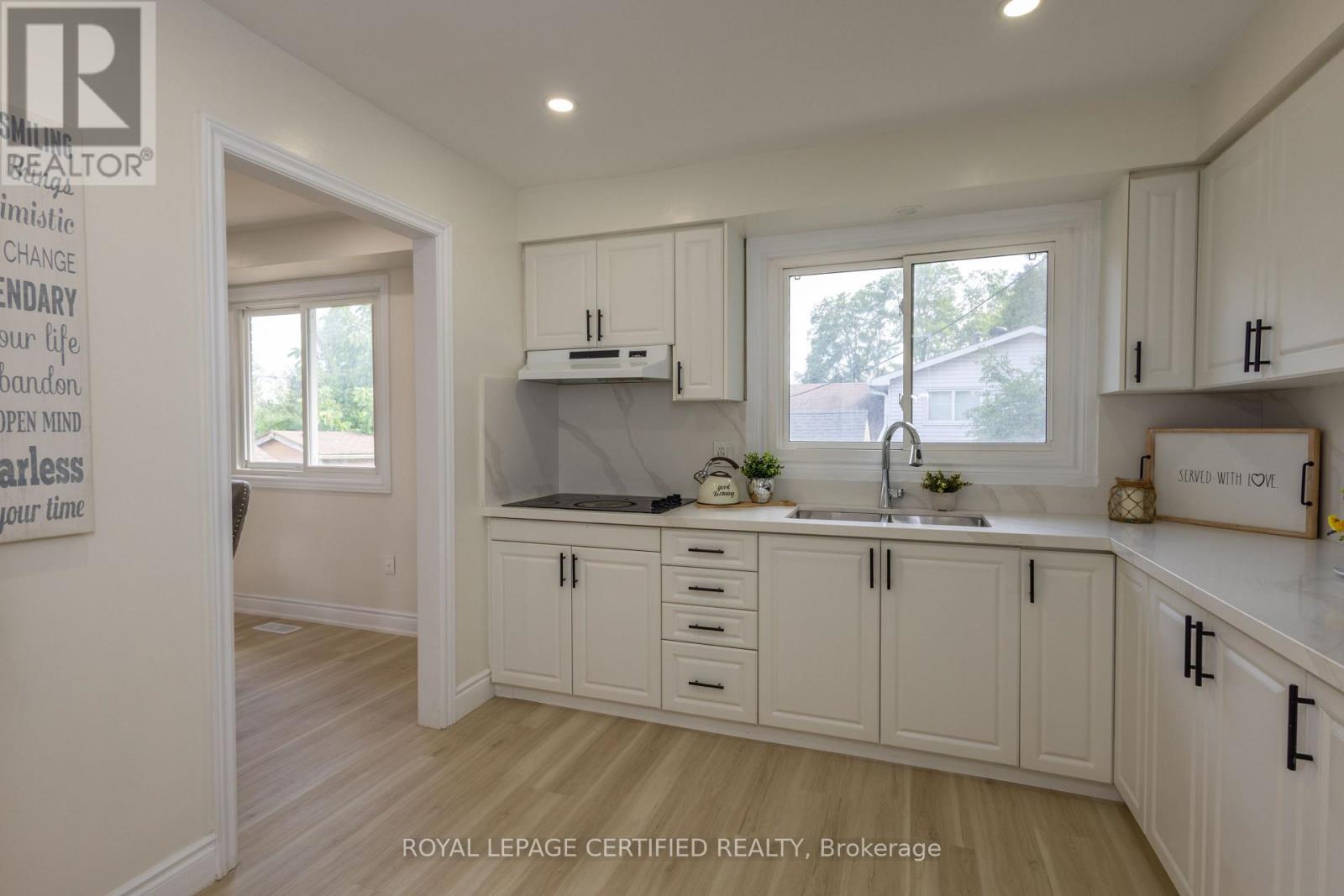 Upper - 111 Limeridge Road W Property Photo 15