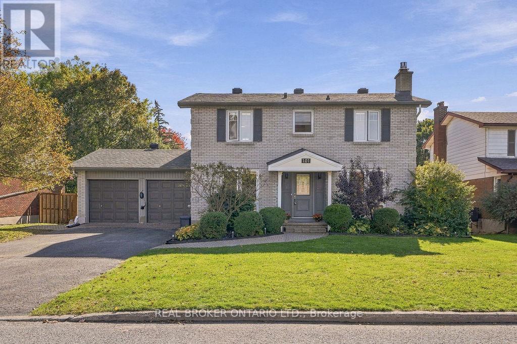 101 Queensline Drive Property Photo 1