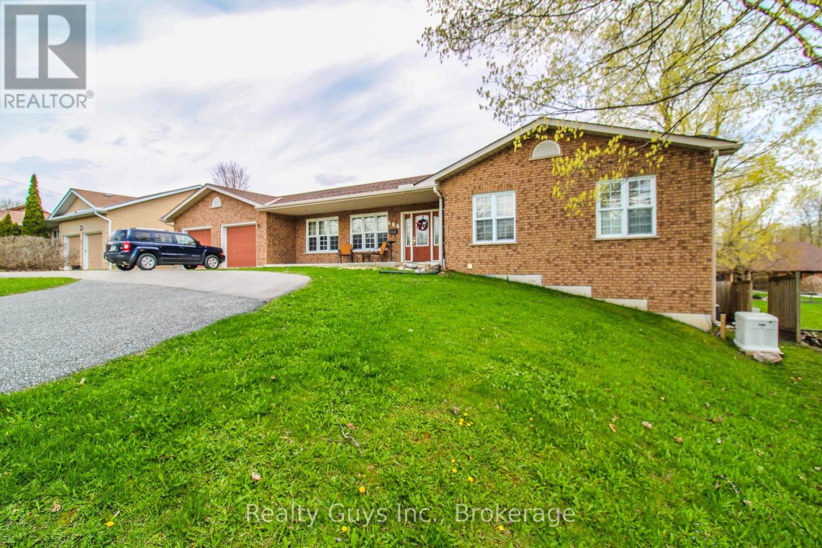 668 Brealey Drive Property Photo 2