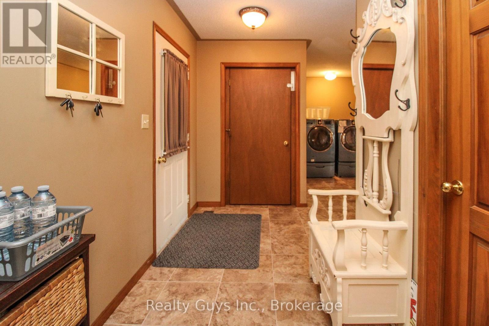 668 Brealey Drive Property Photo 25