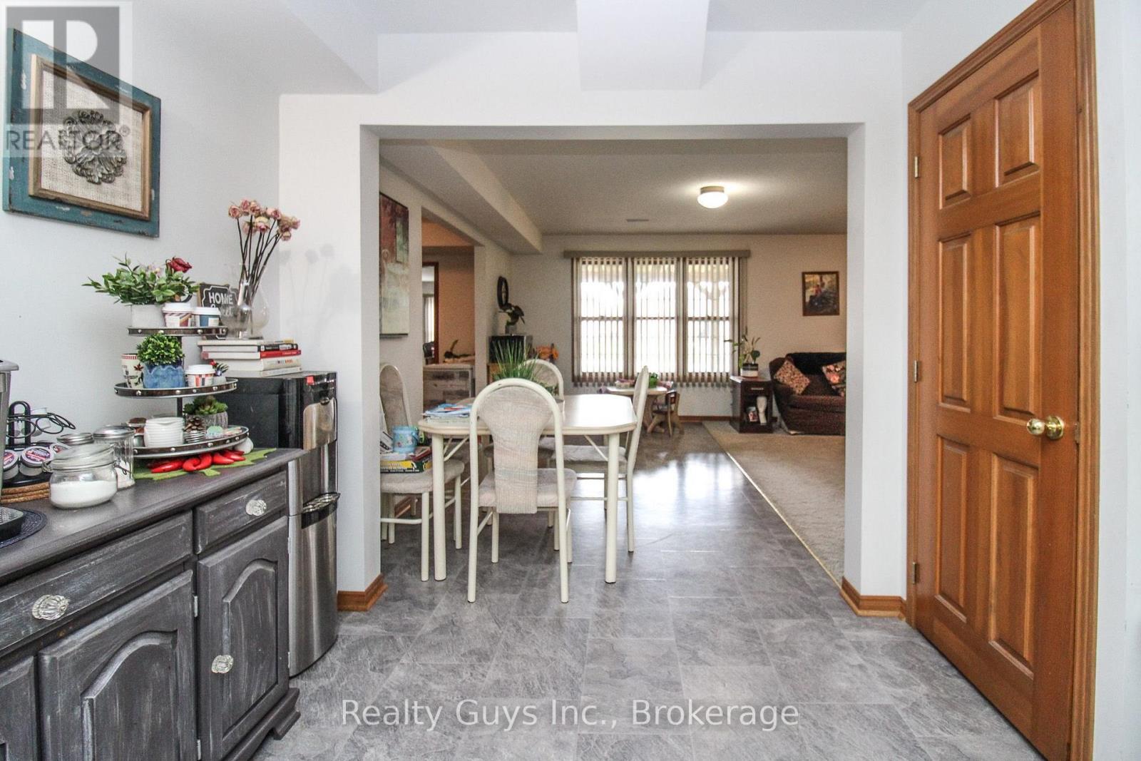 668 Brealey Drive Property Photo 37