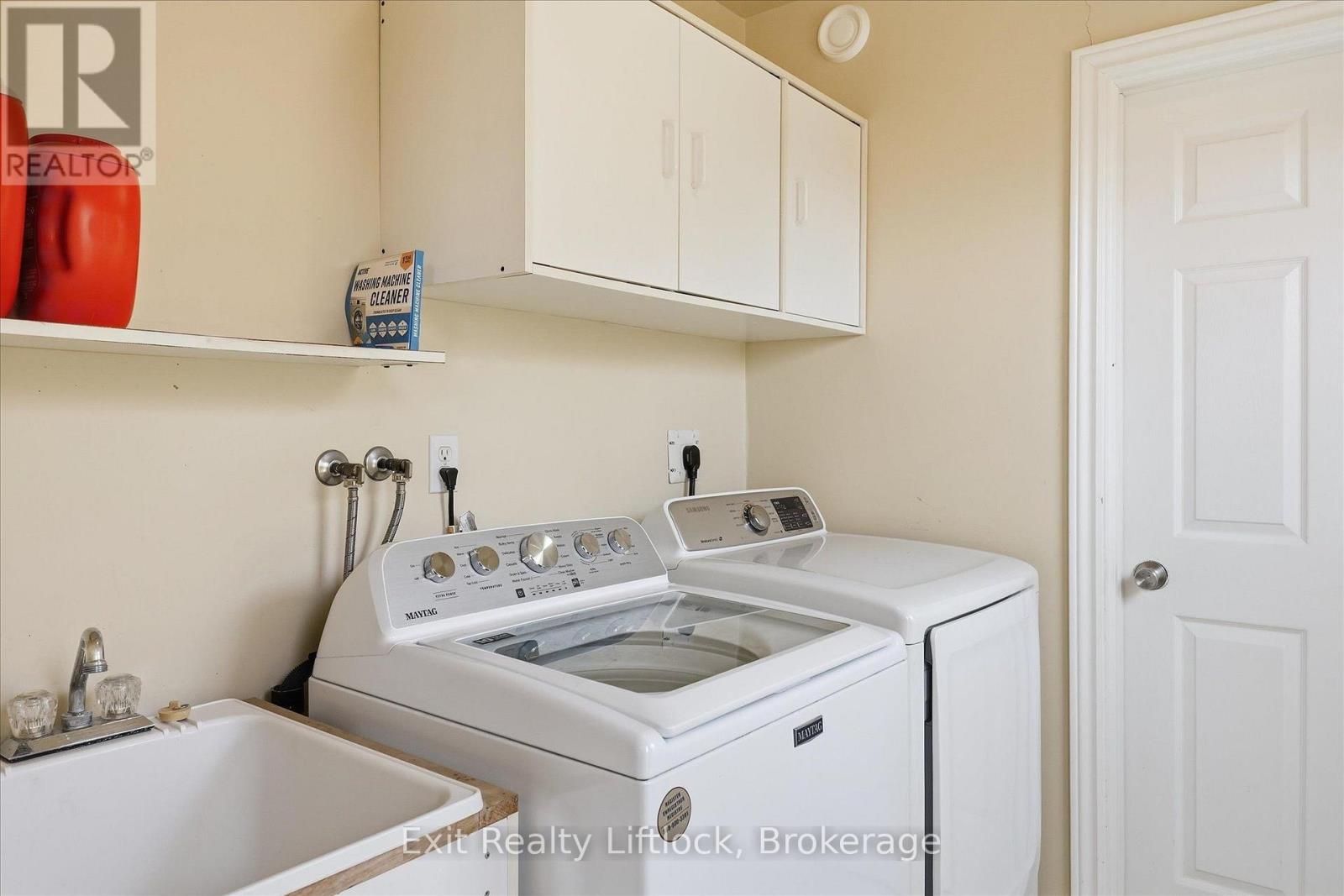 836 Hayes Line Property Photo 14