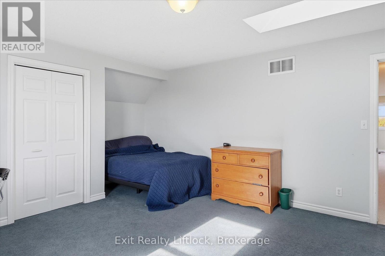 836 Hayes Line Property Photo 18