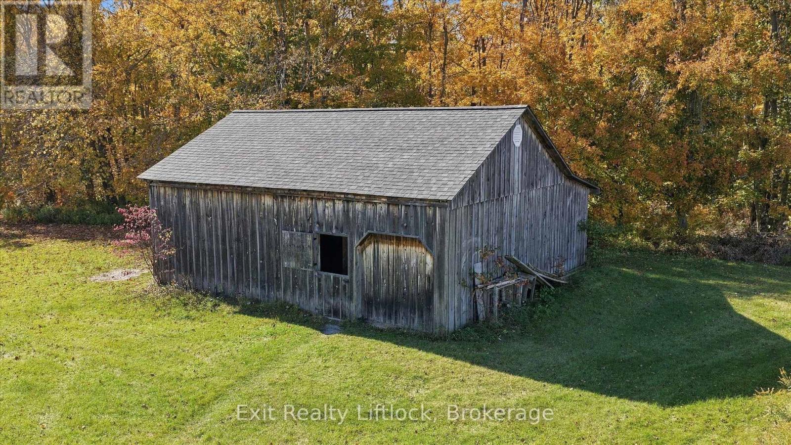 836 Hayes Line Property Photo 25