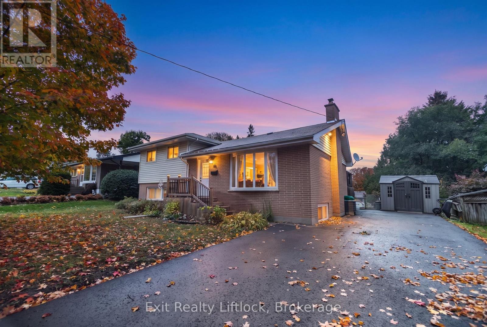 26 BEECHWOOD DRIVE Property Photo 1