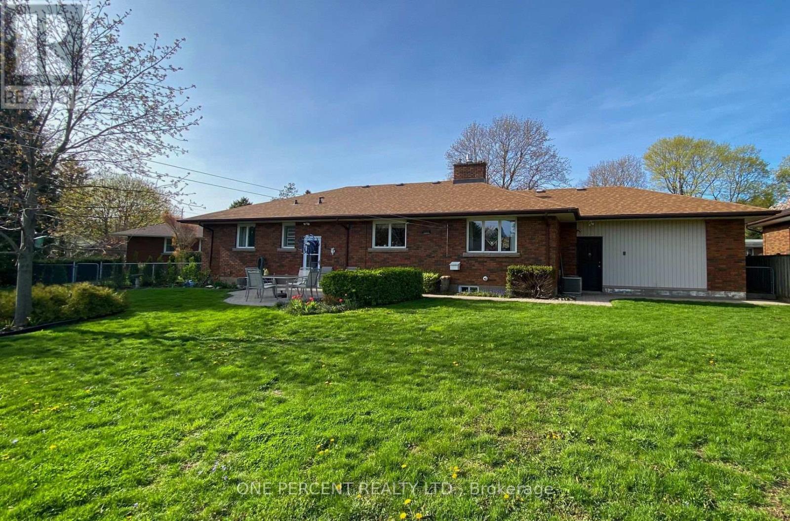16 Daleview Crescent Property Photo 22