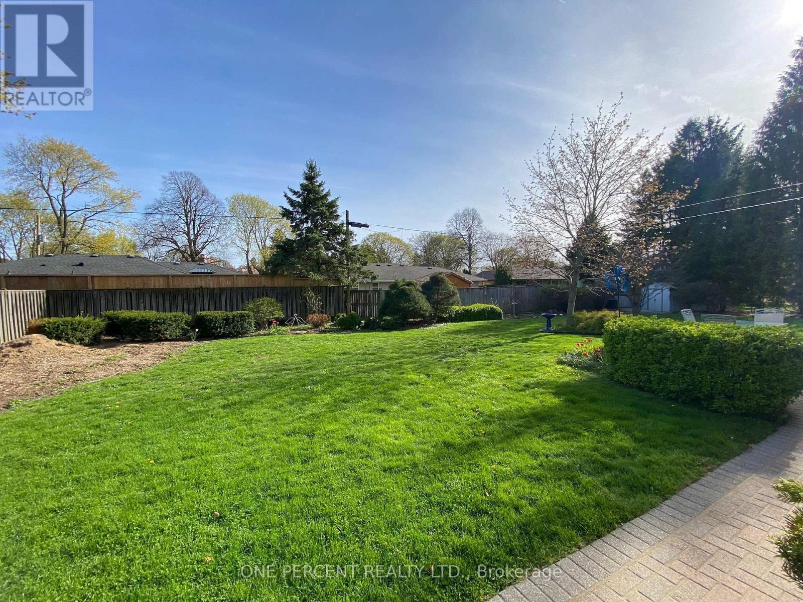 16 Daleview Crescent Property Photo 23