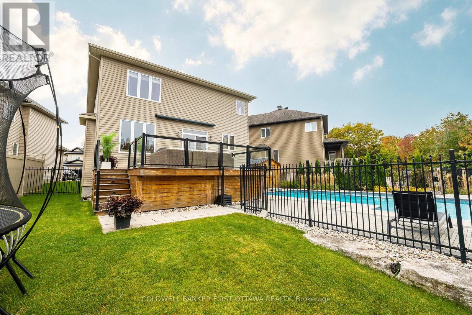 529 Adamson Crescent Property Photo 41
