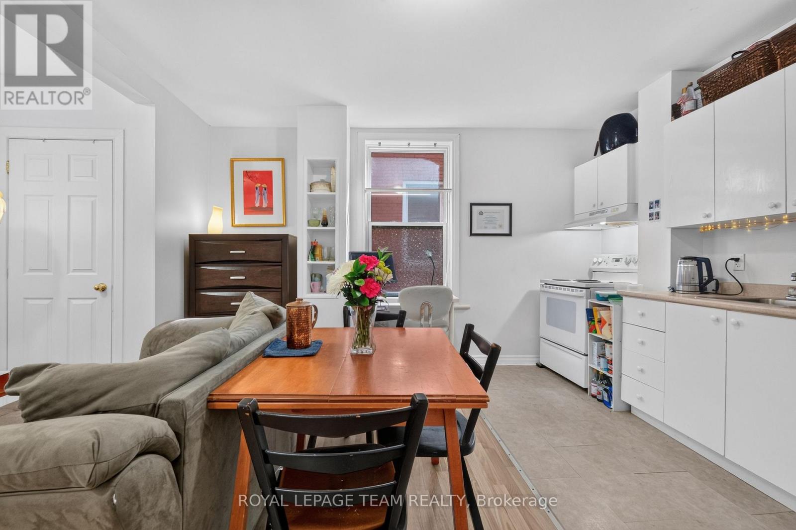 7 - 4 Eccles Street Property Photo 16