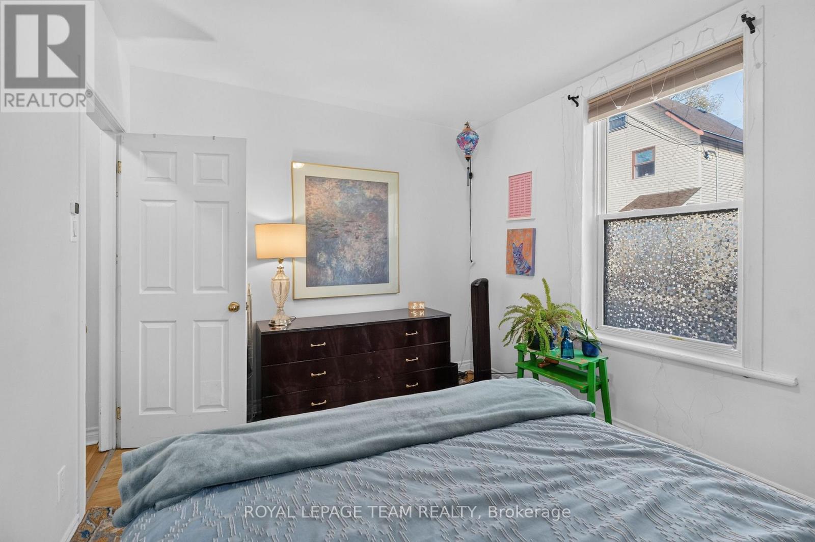7 - 4 Eccles Street Property Photo 25