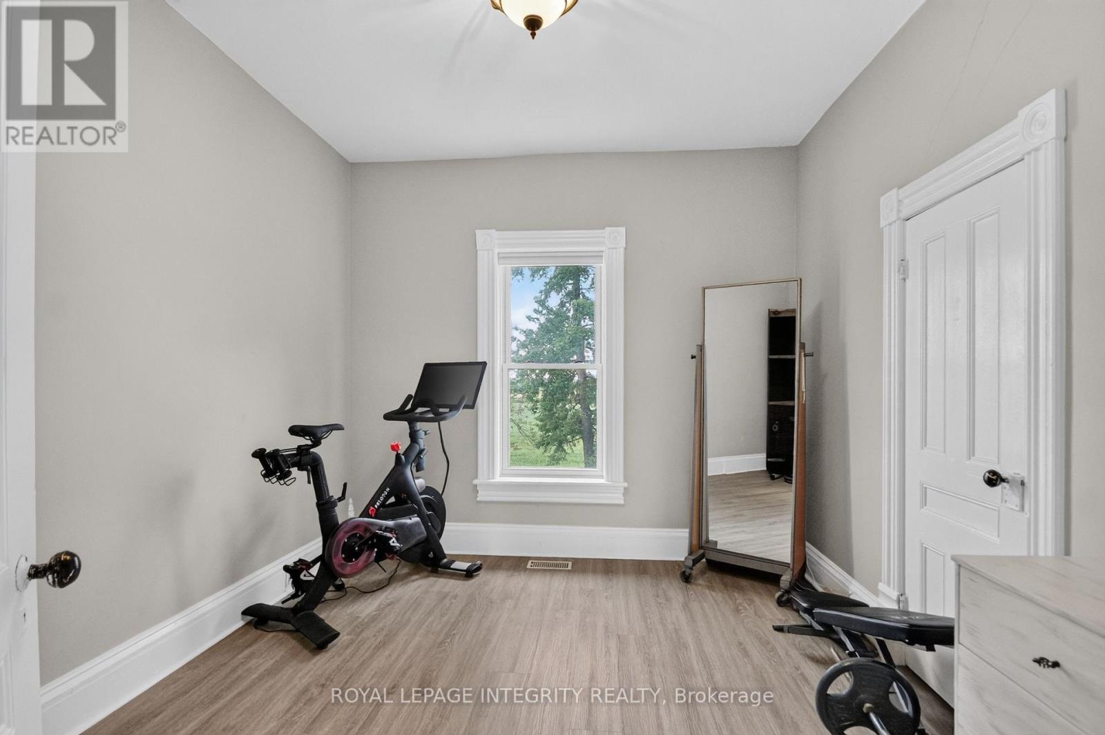 3131 River Road Property Photo 28