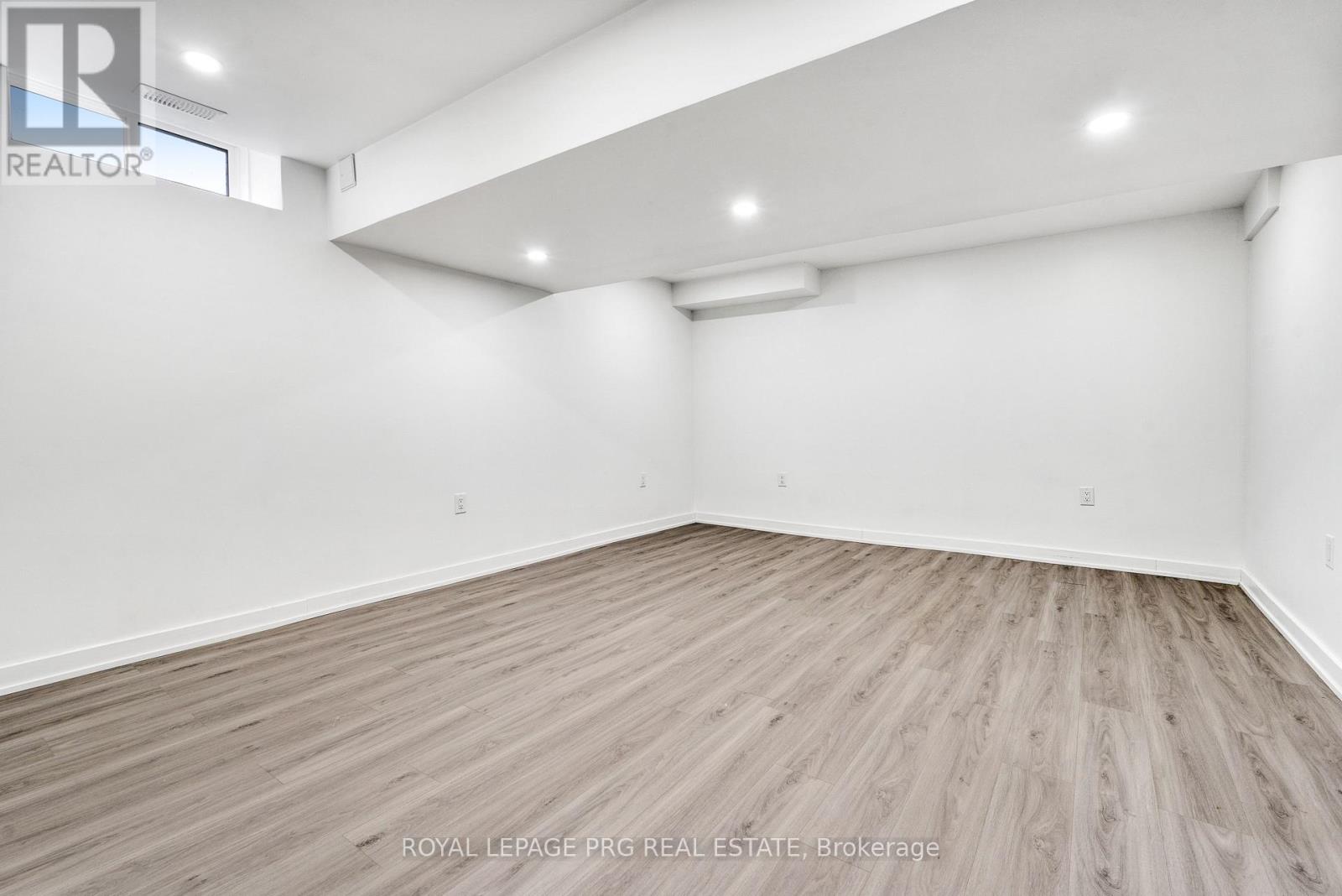 6631 Cropp Street Property Photo 35