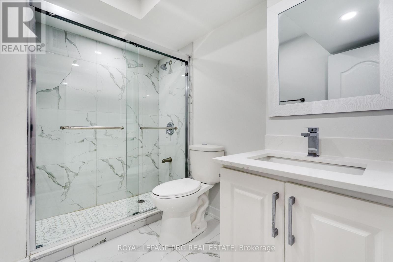6631 Cropp Street Property Photo 37