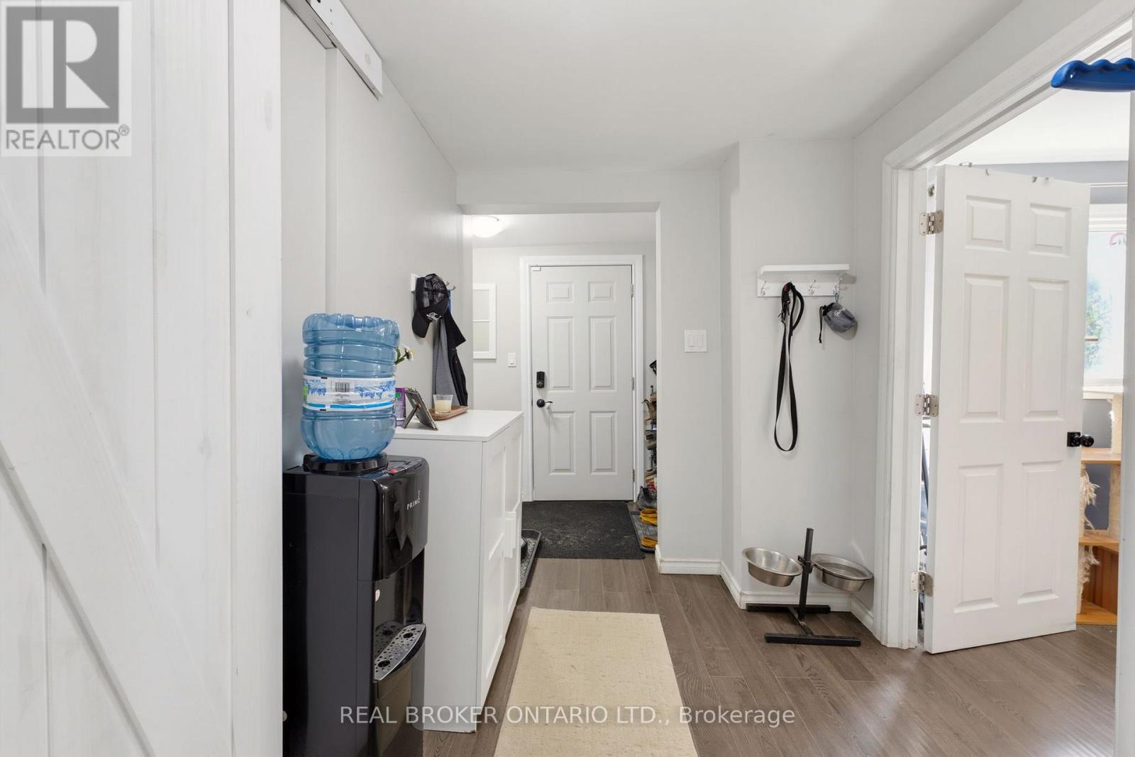 256 Dundas Street Property Photo 14