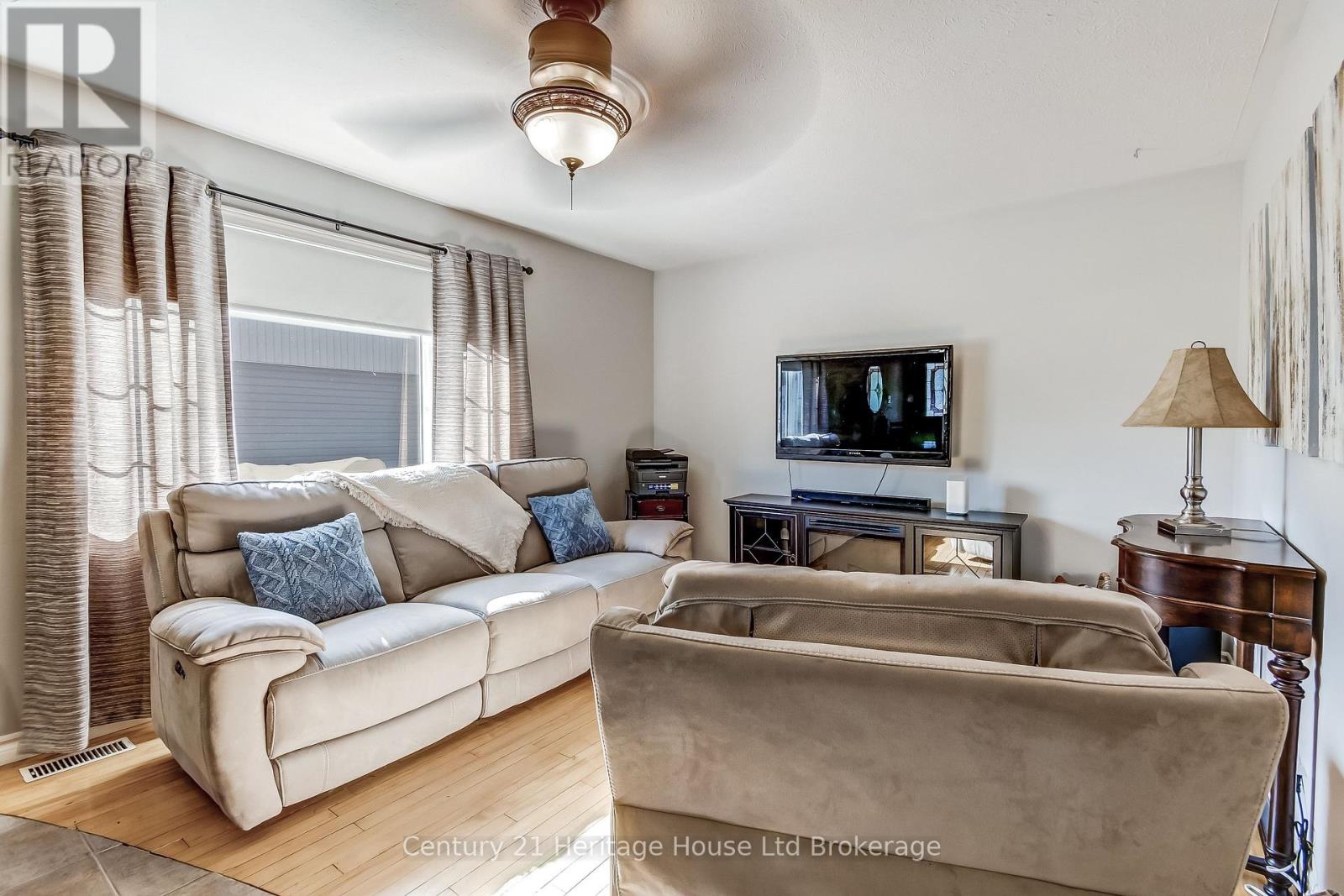 36 Alexander Drive Property Photo 6