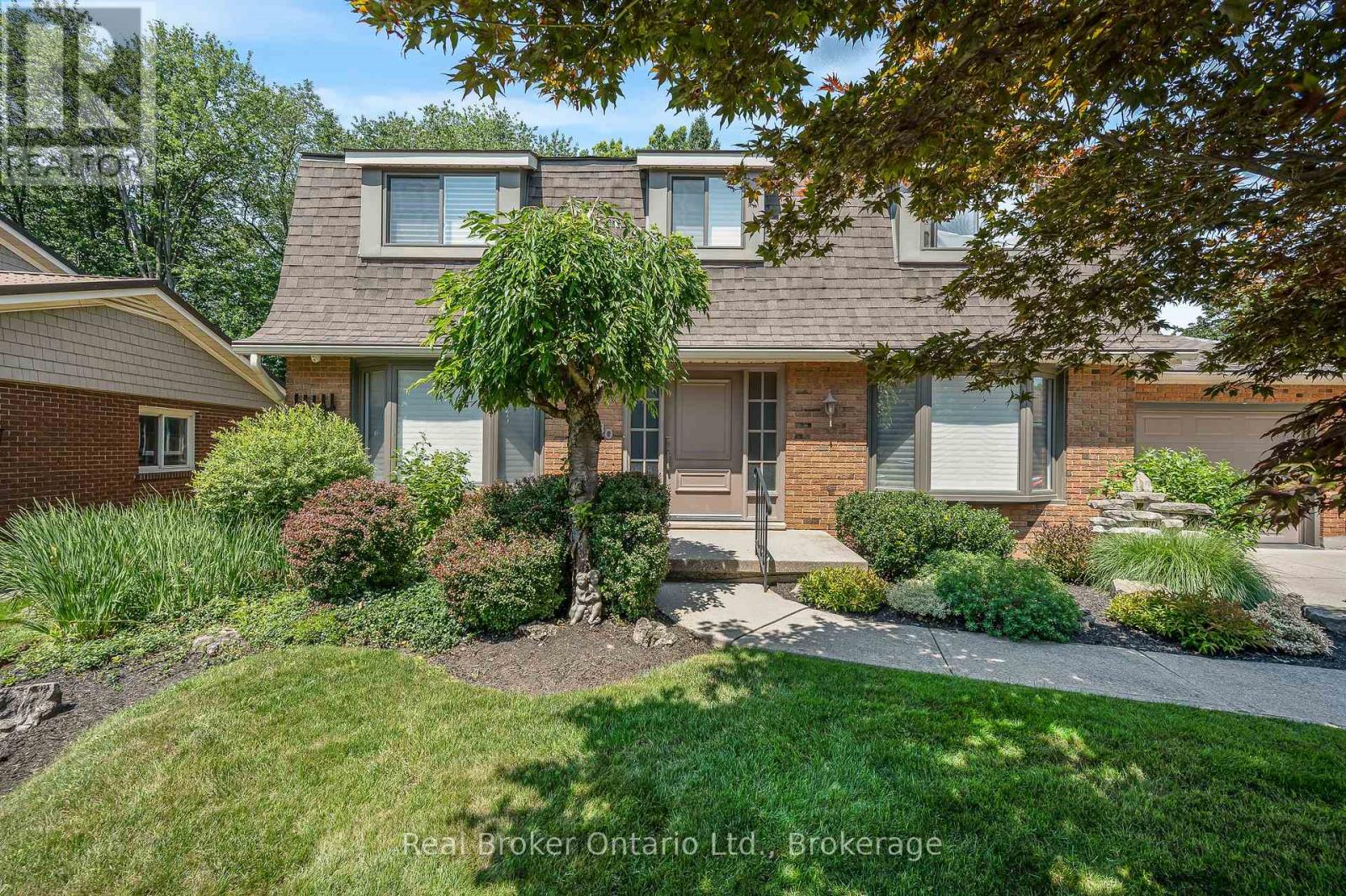 30 Westwood Crescent Property Photo 4