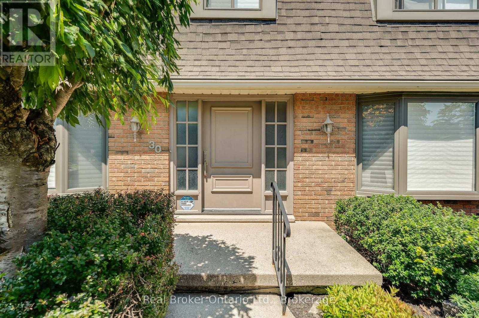 30 Westwood Crescent Property Photo 5
