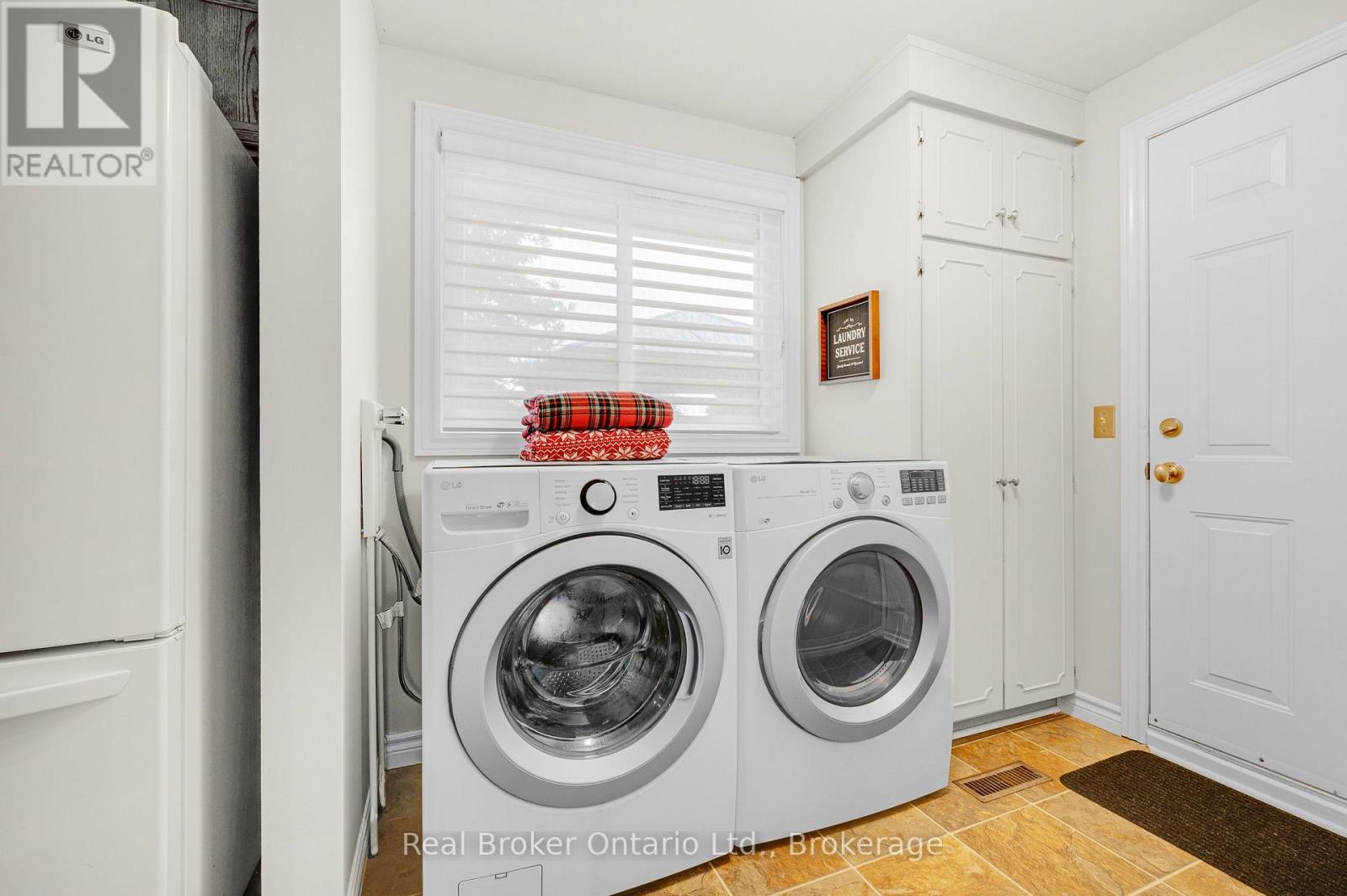 30 Westwood Crescent Property Photo 19