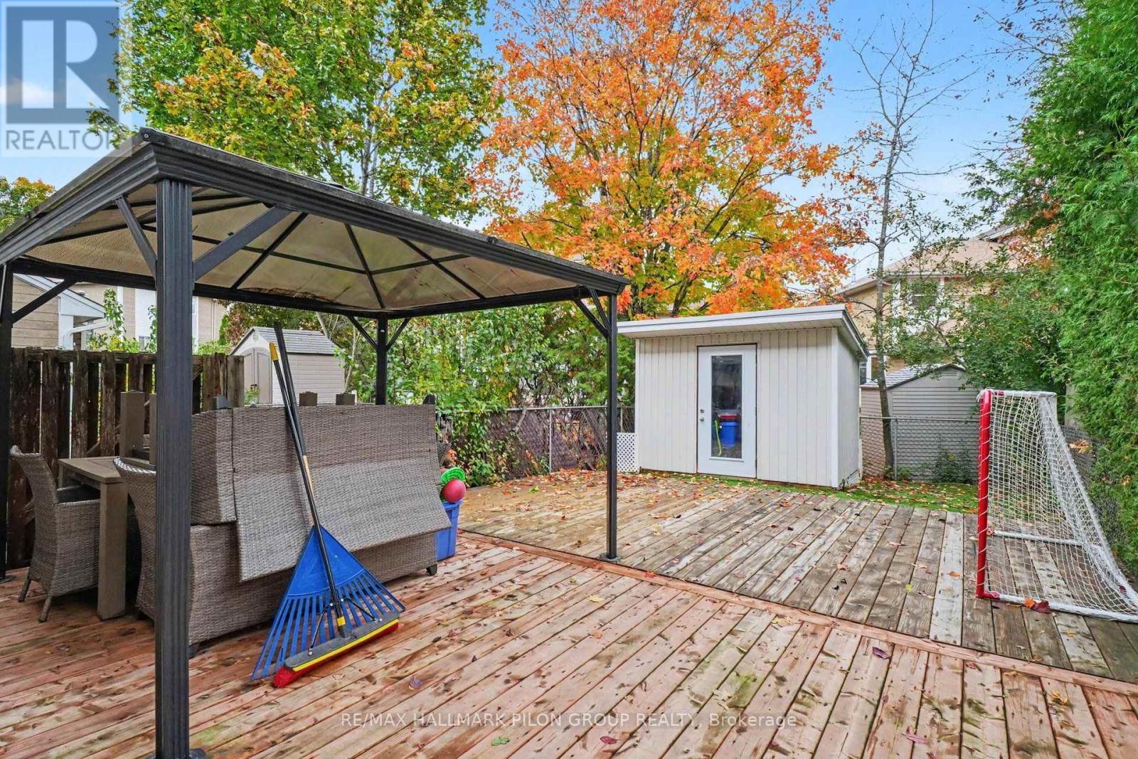 1515 Thurlow Street Property Photo 20