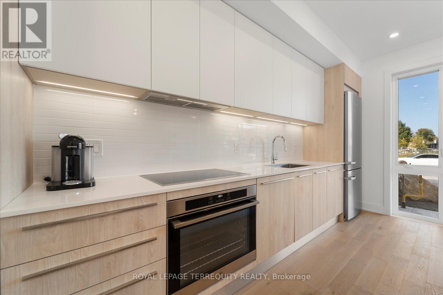 37 Rockmount Crescent Property Photo 4