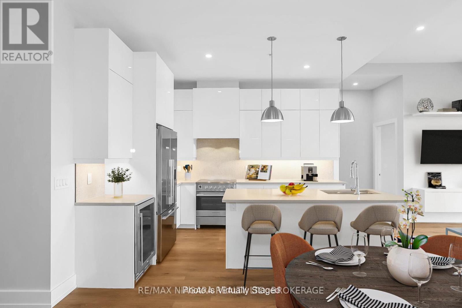 505 - 77 Yates Street Property Photo 6