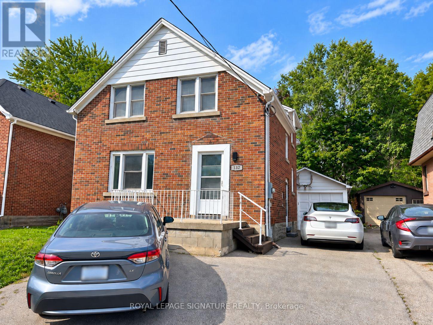 UPPER - 132 BRIDGEPORT ROAD E