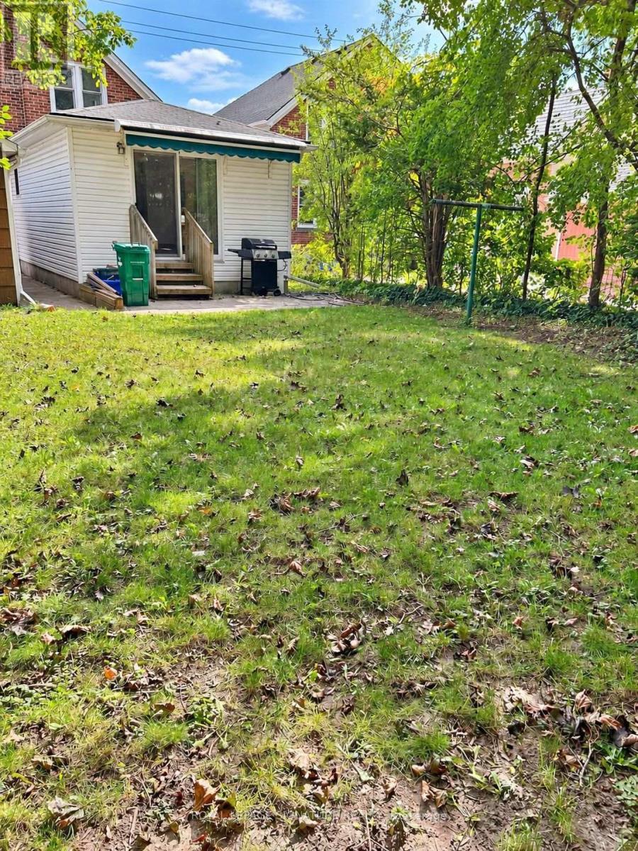 Upper - 132 Bridgeport Road E Property Photo 5