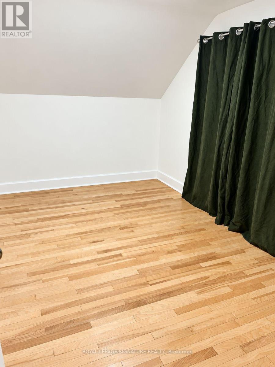 Upper - 132 Bridgeport Road E Property Photo 8