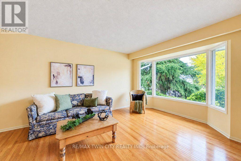 165 Mcgarry Drive Property Photo 6