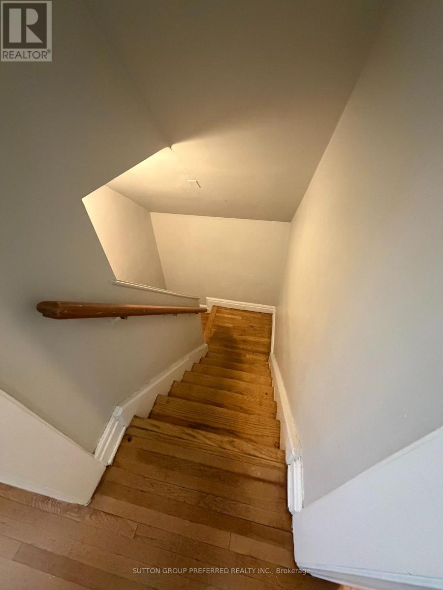 220 Bernard Avenue Property Photo 9
