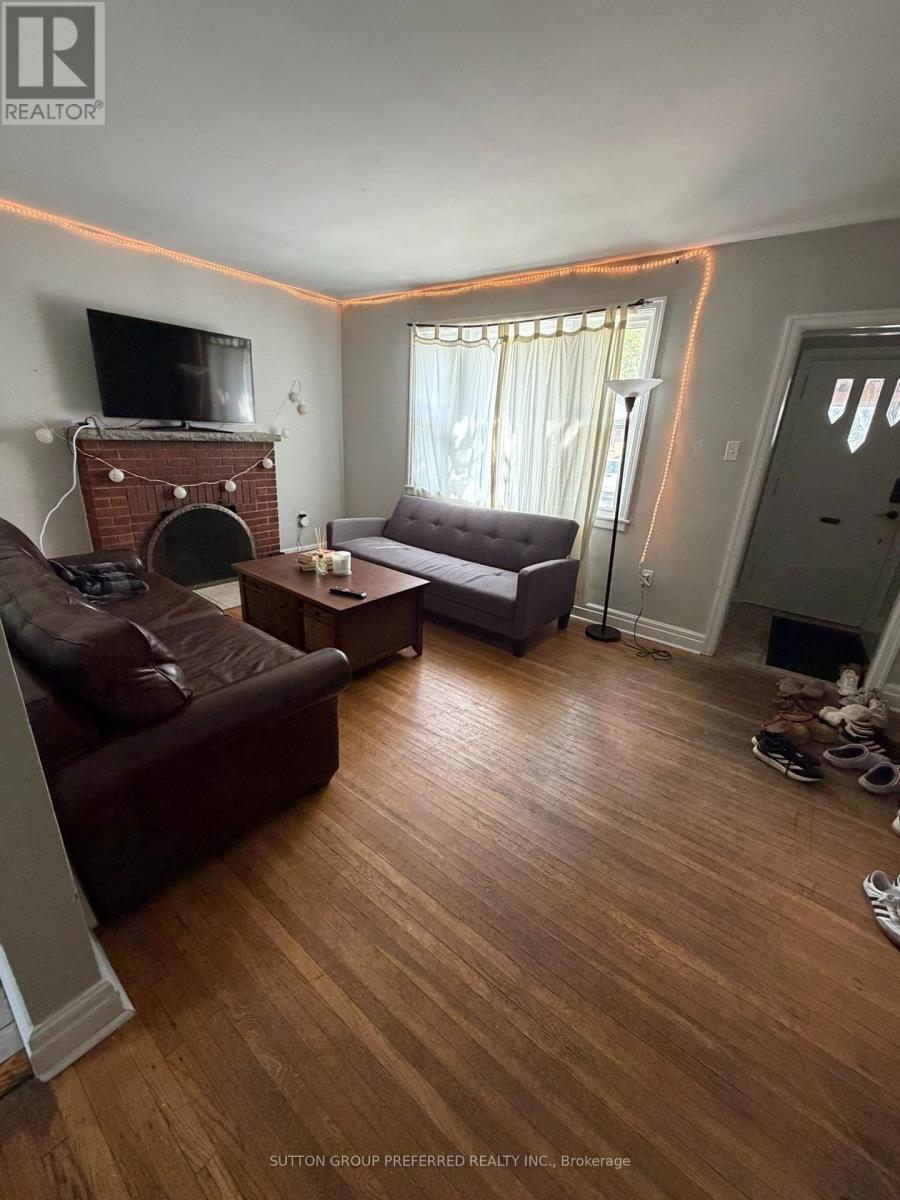 220 Bernard Avenue Property Photo 10