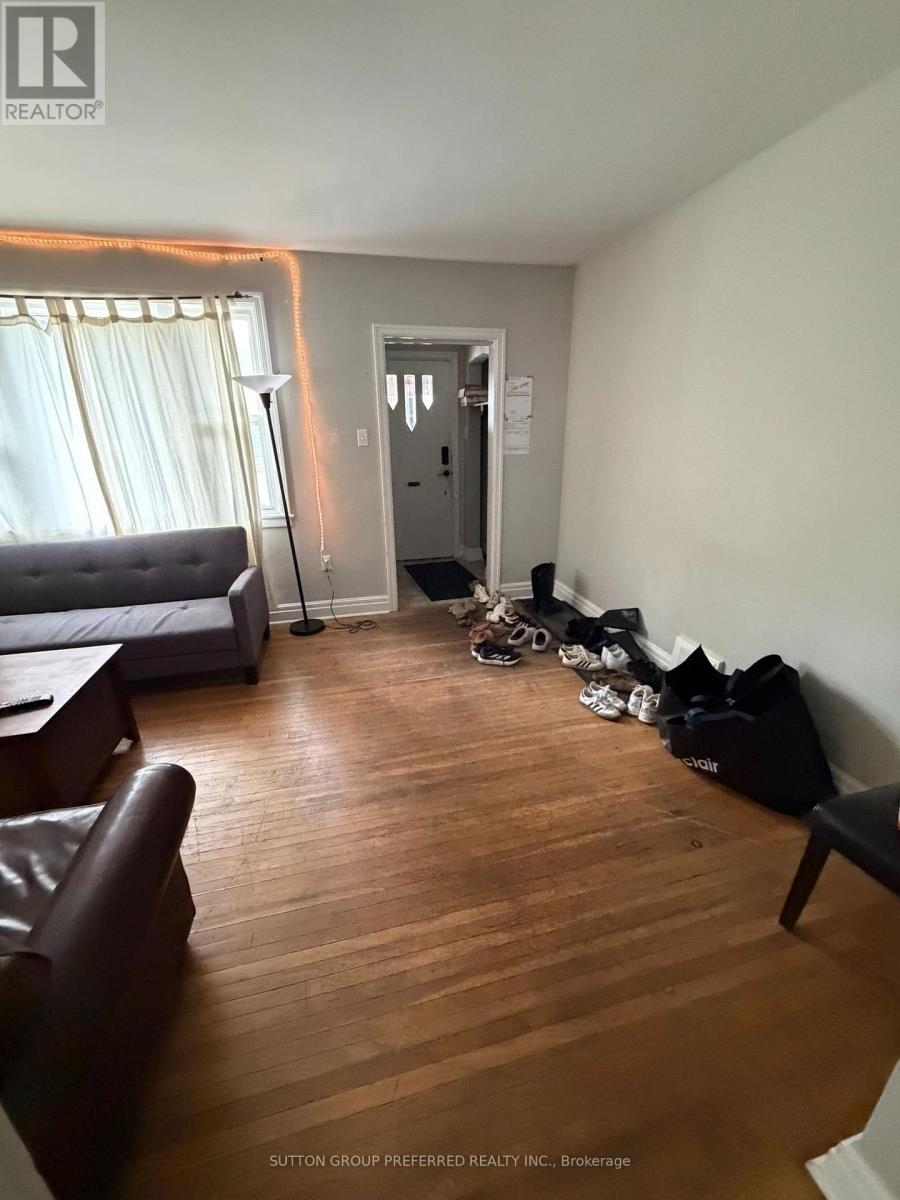 220 Bernard Avenue Property Photo 16