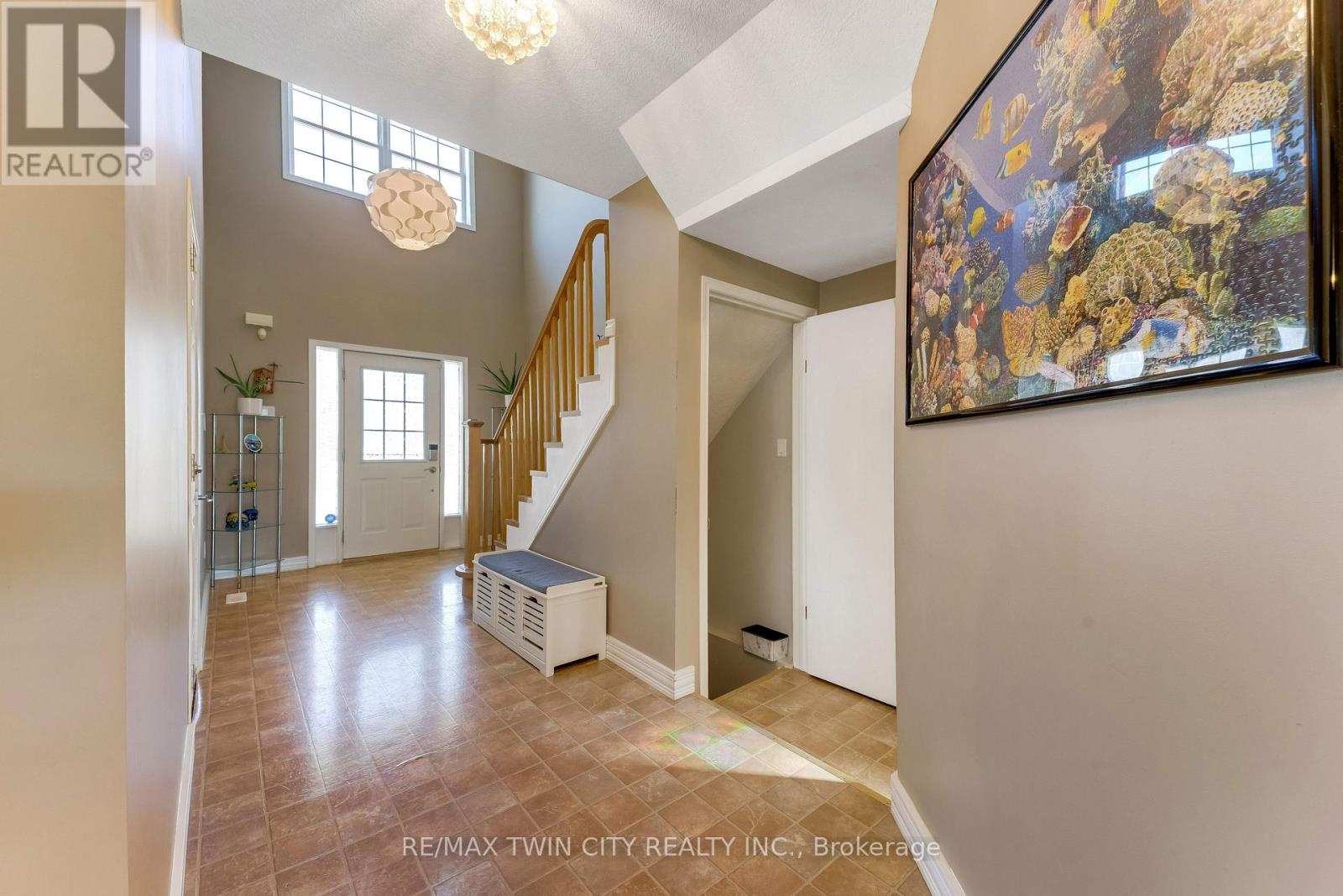 320 Brandenburg Place Property Photo 5