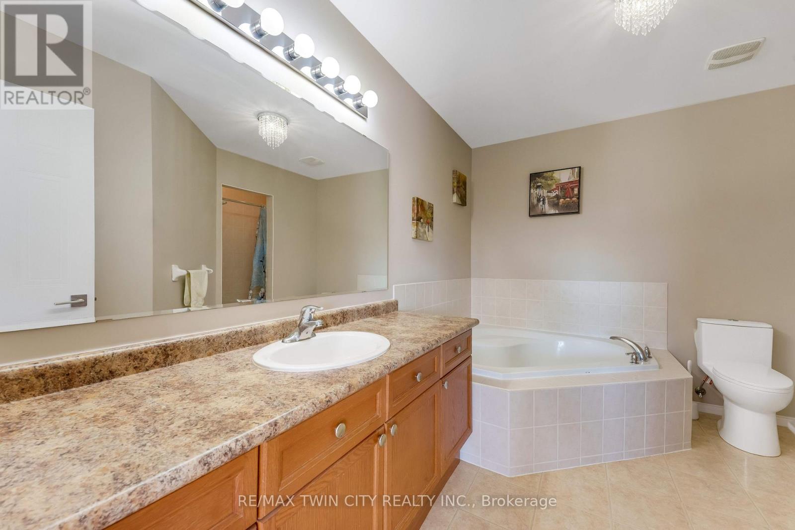 320 Brandenburg Place Property Photo 21