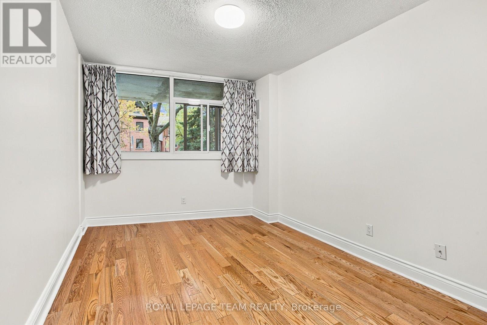 103 - 60 Mcleod Street Property Photo 21