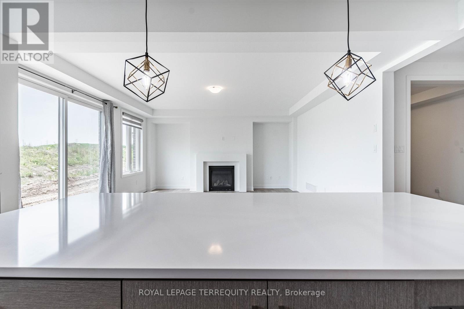 150 Forestwalk Street Property Photo 13