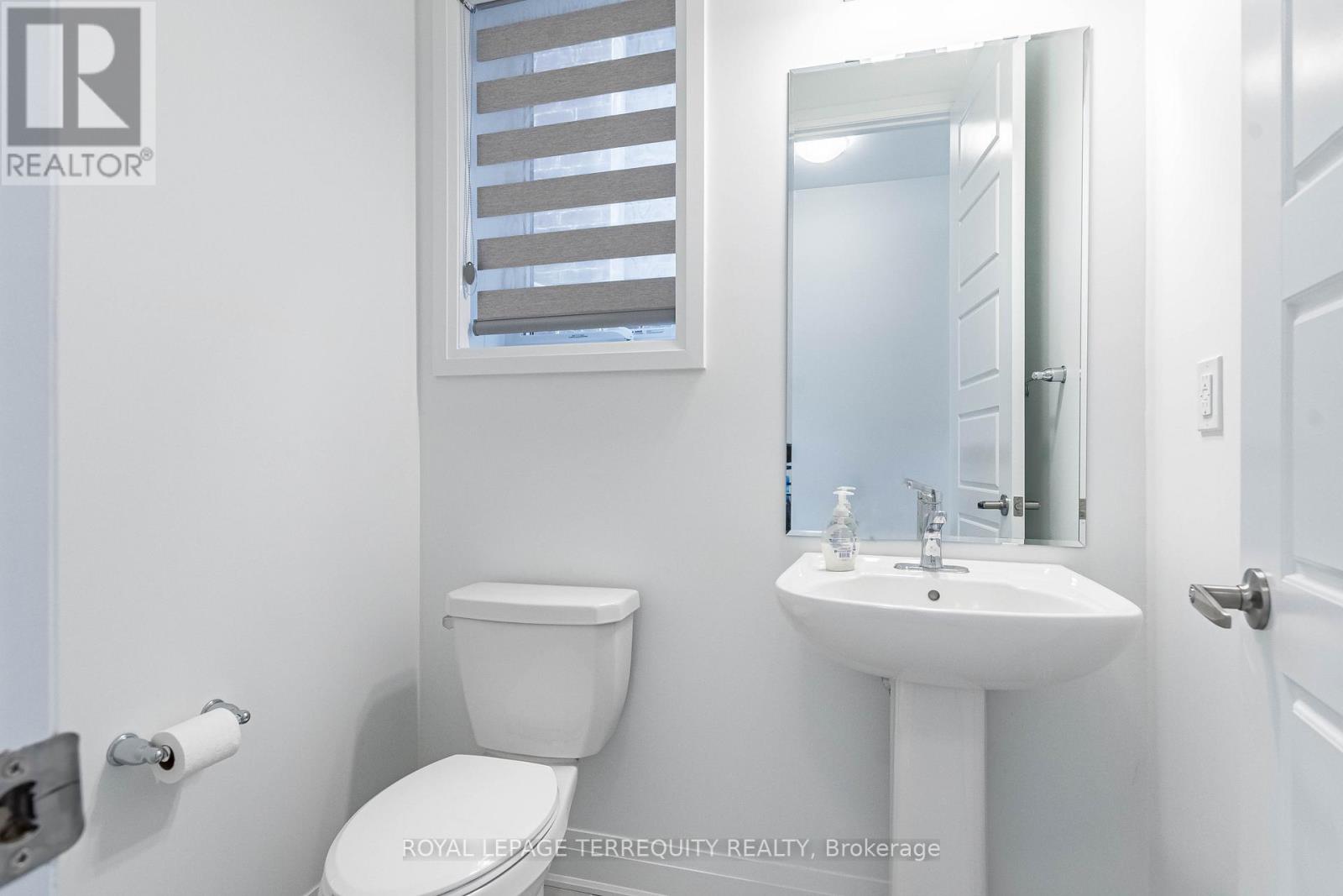 150 Forestwalk Street Property Photo 17
